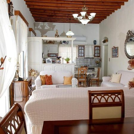 Neoclassical Splendor Unique Experience In Leros Panteli المظهر الخارجي الصورة