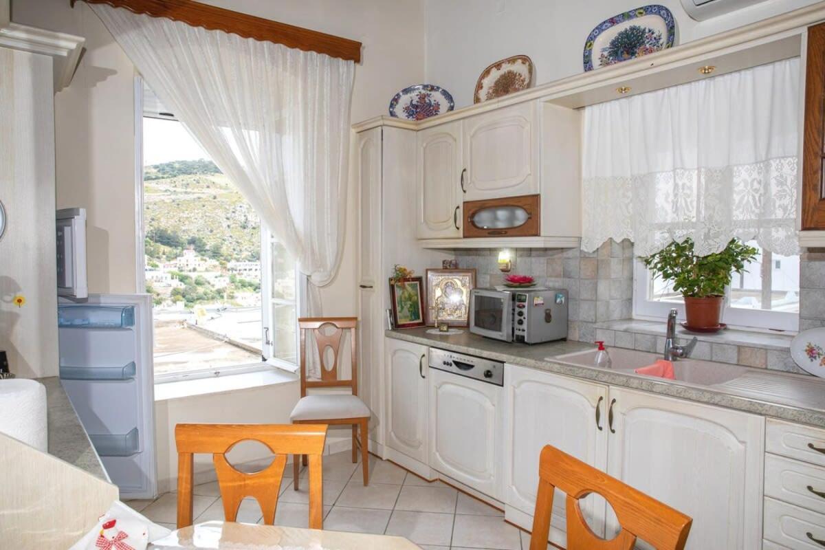 Neoclassical Splendor Unique Experience In Leros Panteli المظهر الخارجي الصورة